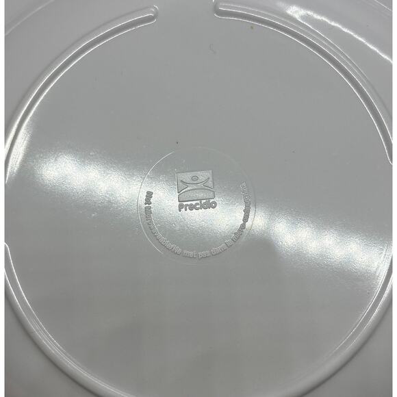 Precidio Set of Four Colorful Fish Shaped Melanine Plates EUC 8.5” X 7.5” - Picture 3 of 3